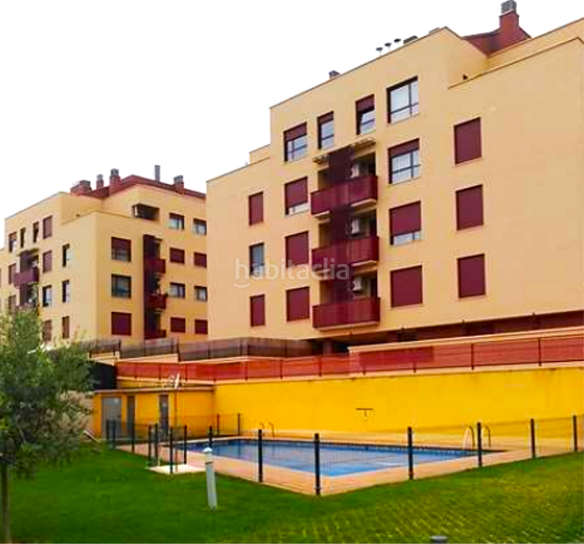 Foto 43c833fc-1854-45fd-af5e-f609f3810991. Parking coche en Portillejo - Valdegastea Logroño