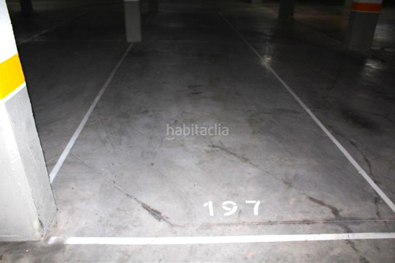 Foto ea045708-3259-42a8-a1b3-743ad8ec613f. Parking coche en Portillejo - Valdegastea Logroño