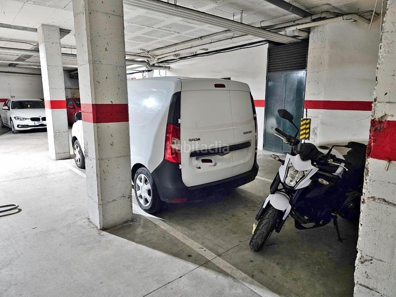 Foto 06acebee-ab9a-4802-a974-ccef29561a98. Autoparkplatz in Santa Coloma de Farners