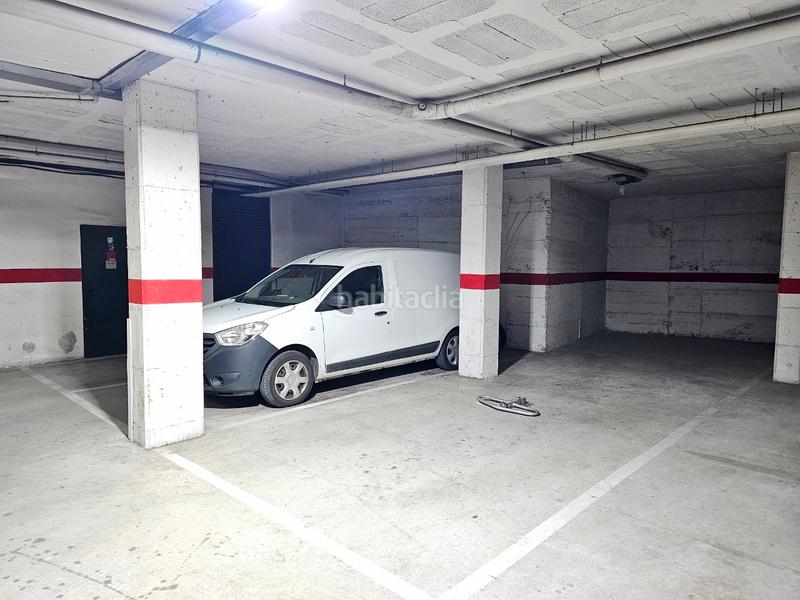 Foto 30f8902a-1e61-421a-9951-38632dd93506. Autoparkplatz in Santa Coloma de Farners