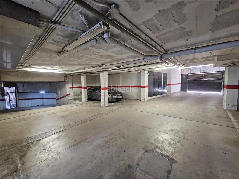 Foto a3751d1a-ba5c-403b-8745-25ba8a8bb2d3. Autoparkplatz in Santa Coloma de Farners