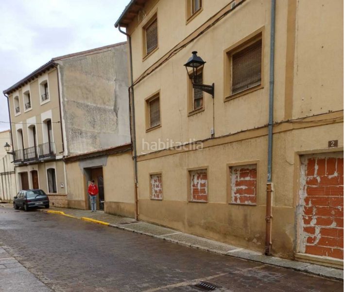 Foto 015cf551-a699-4f76-9f7b-2123ca494ac2. Pis a Medina de Rioseco