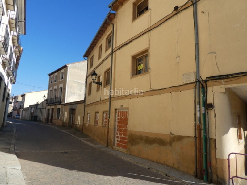 Foto 070fcd20-c25f-47b6-aa62-ba295b257a62. Pis a Medina de Rioseco