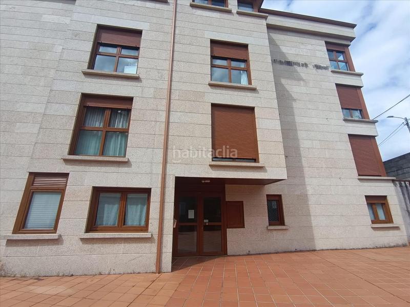 Foto 51220321-3bd1-4195-9063-ac2596692378. Autoparkplatz in Monte Porreiro Pontevedra