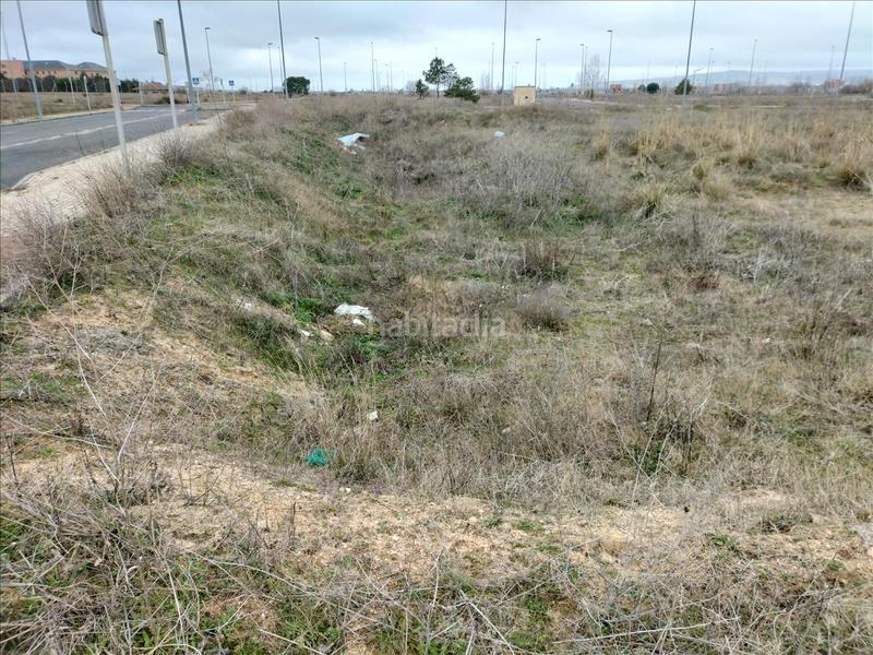 Foto c76bd706-e02f-4dd0-9212-c97b5db2d474. Terrain résidentiel dans Sónsoles Ávila