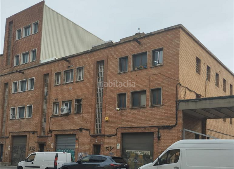 Foto 7a0902c9-82fc-428b-9307-5c247124ea2d. Industrial building in Centre Hospitalet de Llobregat (L´)