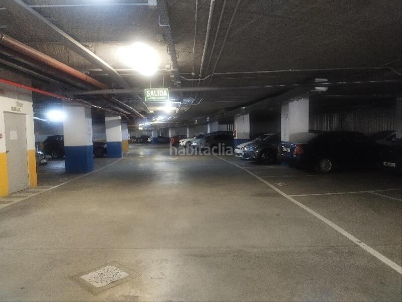 Foto 24c3d3c9-865a-477d-834e-2271df1f95ec. Parking voiture dans San Jerónimo - La Bachillera Sevilla