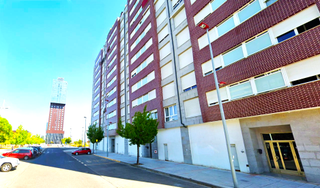 Parking voiture  Antonio gonzalez calderon