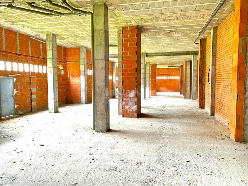 Foto 41fc3d07-f578-4082-84c3-e45284e7f4e8. Local comercial a Flores de Sil - La Placa Ponferrada