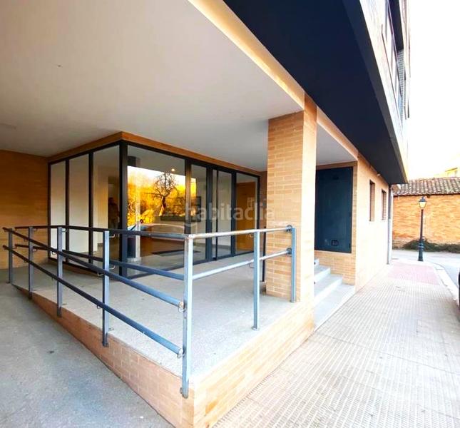 Foto 77b86c9b-f18c-43d5-8e91-b0d7fd7fa9e2. Posto auto in Alberite