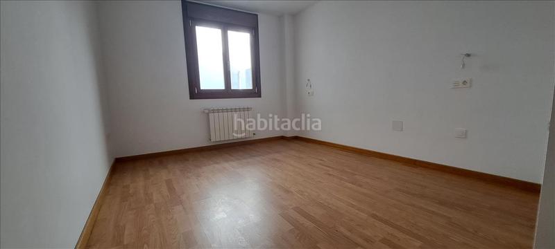 Foto ce6862c0-1566-4408-ac8f-485a444f2bfe. Appartement avec chauffage dans Vegadeo