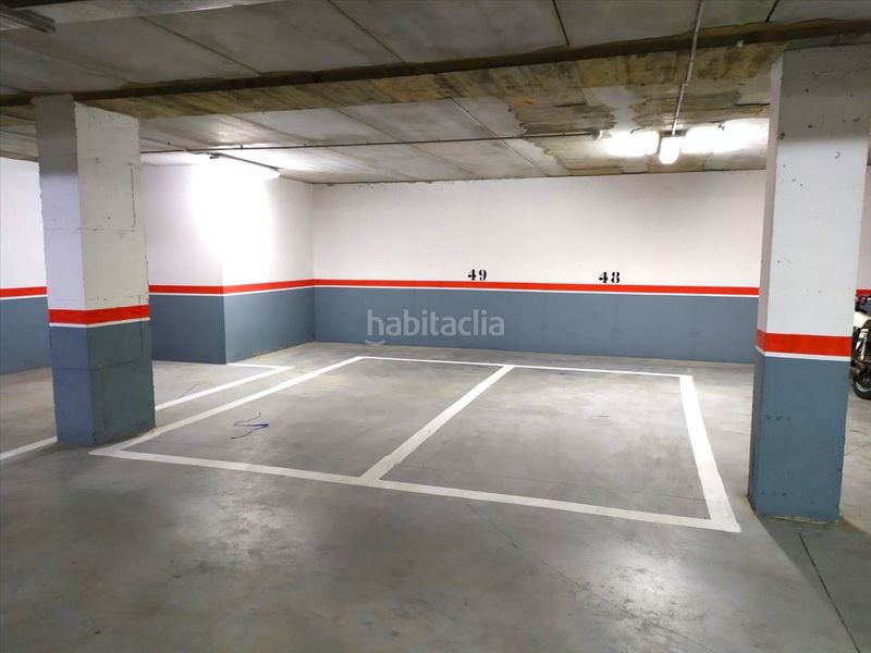 Foto 2b9933e6-2176-4624-9cbb-b4a50bb7d9d9. Car parking in Valverde de la Virgen