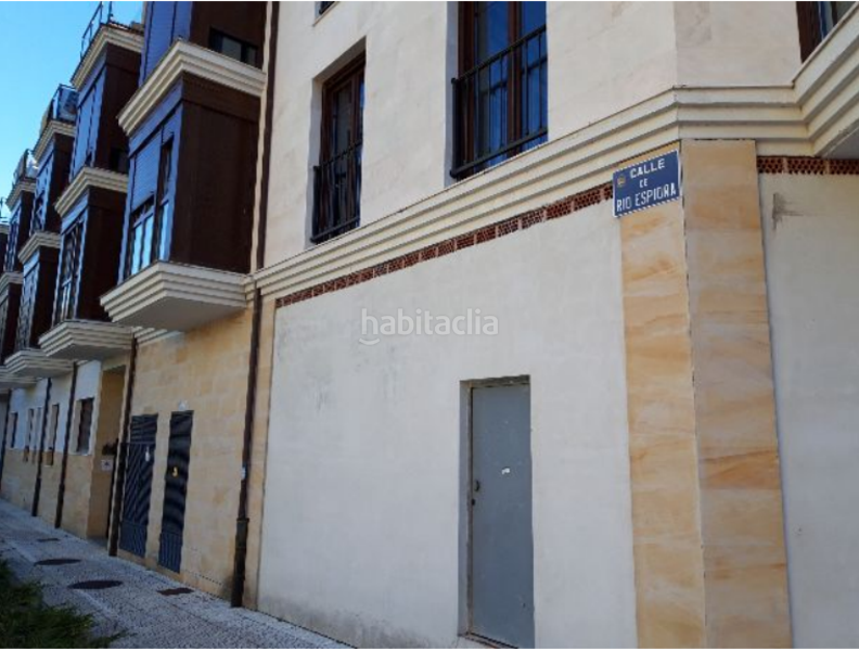 Foto e7334e61-01fd-4a44-a54c-d0db8d9eee66. Piso en Peñamellera Baja