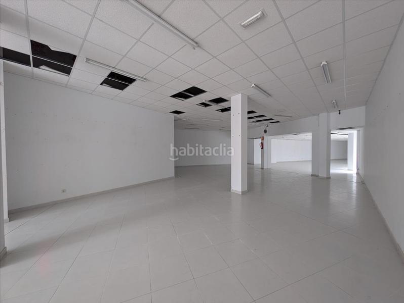 Foto ccf85517-60f7-48c8-8133-194dcebe0dac. Locale commerciale in Burela