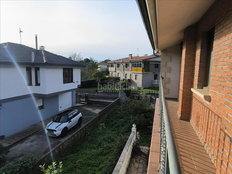 Foto b0830720-ec5f-45cf-b17b-6125f7470d2f. Casa amb aparcament a Arnuero