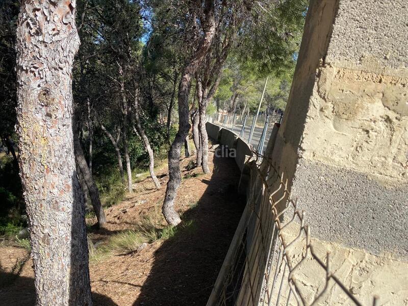 Foto f2768789-e0e6-496b-ba98-72d3d79f4ab8. Terreno residenziale in El Bosque Chiva