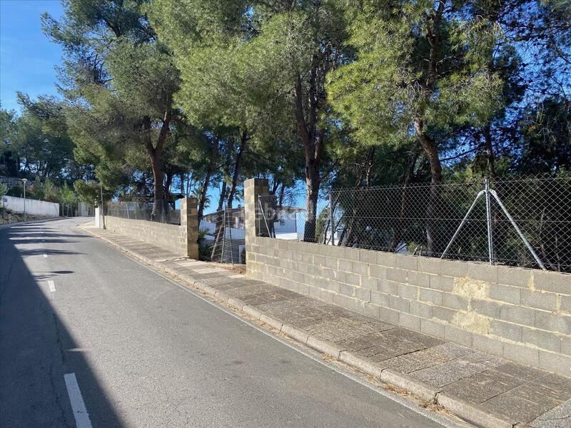 Foto 6436abc1-36e6-4ce5-8f34-bd286727ec4a. Wohngrundstück in El Bosque Chiva