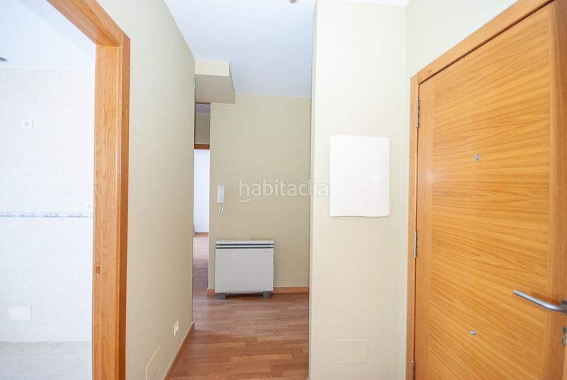 Foto 08441c38-dc4e-40a3-a5ca-acaee4d78828. Apartamento en Outes