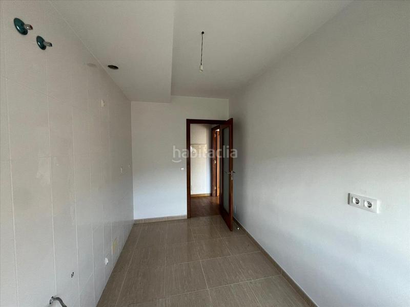 Foto b62bea3e-f69c-499f-b231-8eef7730fa85. Piccolo appartamento con riscaldamento parcheggio in Outes