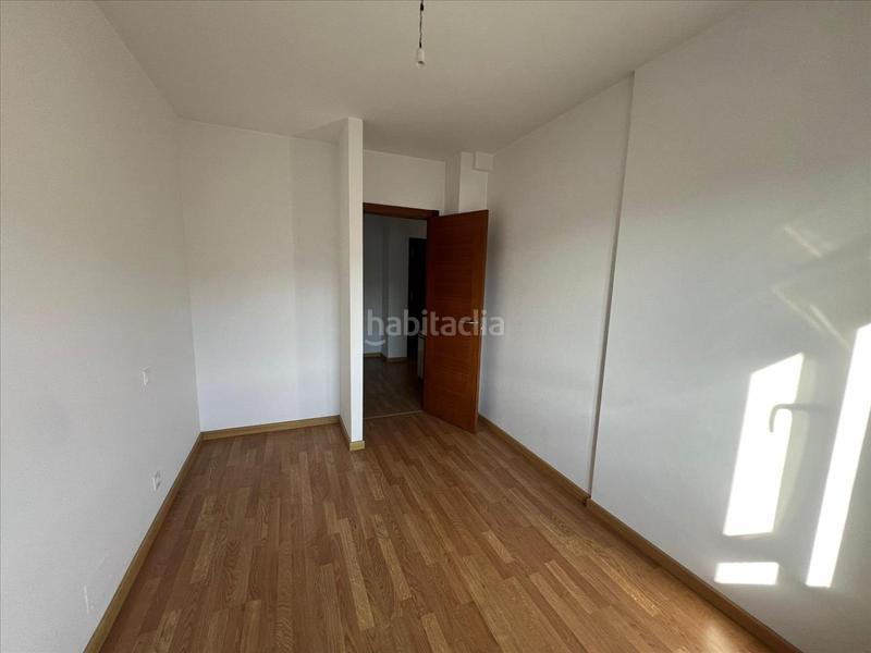 Foto b75dfb35-00c1-436e-b56c-7299c5cfb19b. Piccolo appartamento con riscaldamento parcheggio in Outes