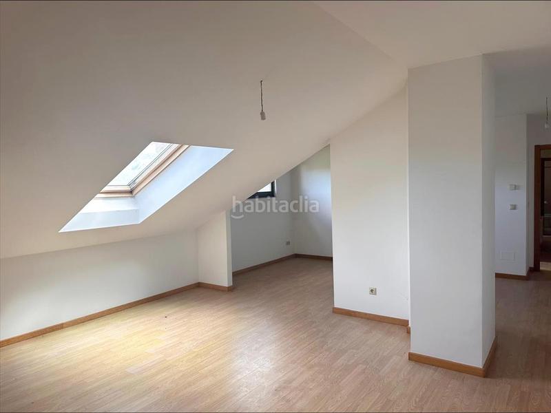 Foto 44fd000f-94e0-4d5e-b227-32739cf89d98. Maison avec parking dans Val do Dubra