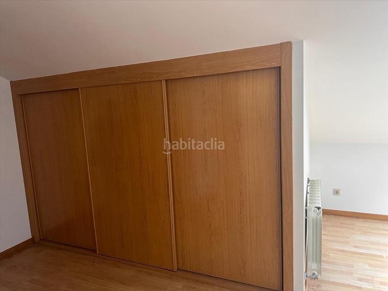 Foto 85ad5ee0-ee25-4d04-8e64-b4b0c341084f. Maison avec parking dans Val do Dubra