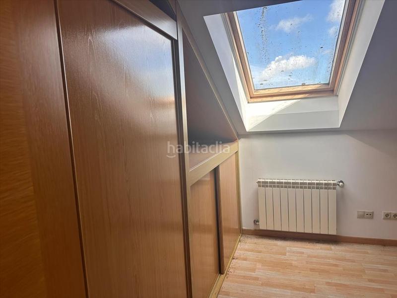 Foto a0e23493-69fd-4fc0-9bf3-3384248f061e. Maison avec parking dans Val do Dubra