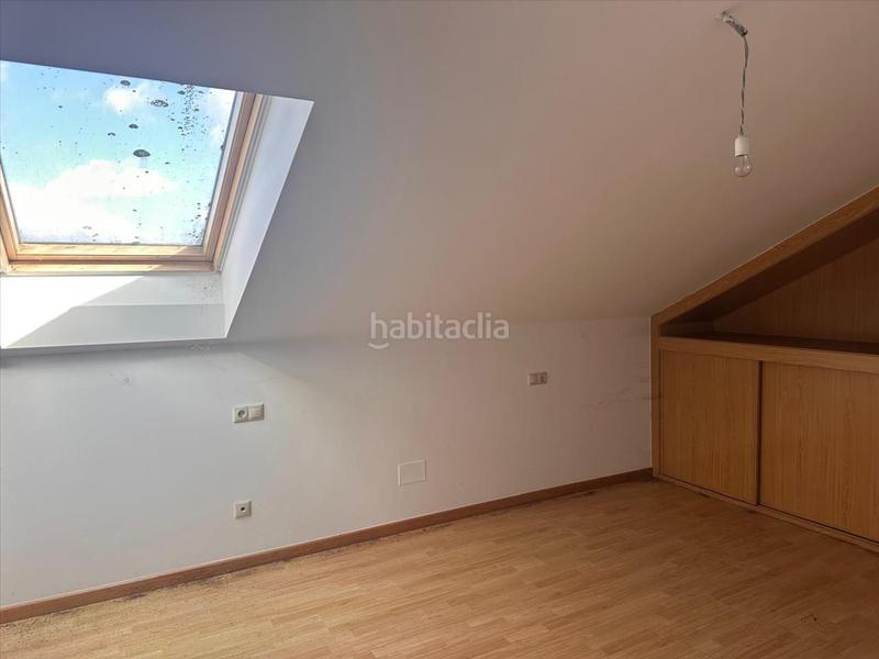 Foto d2c4ef2e-b6bf-4b54-8640-1f90b76d3559. Maison avec parking dans Val do Dubra