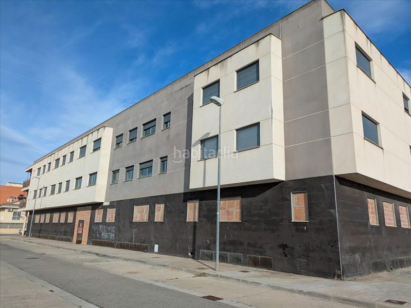 Foto 7eb663a4-db84-4d16-8005-56c51347e840. Edifici a Deltebre