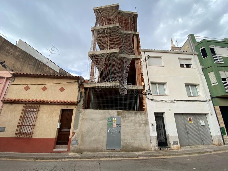 Foto 6124c17a-1361-4adf-96f5-72fa6174126e. Edificio in El Tancat-Mas d´en Gual Vendrell (El)