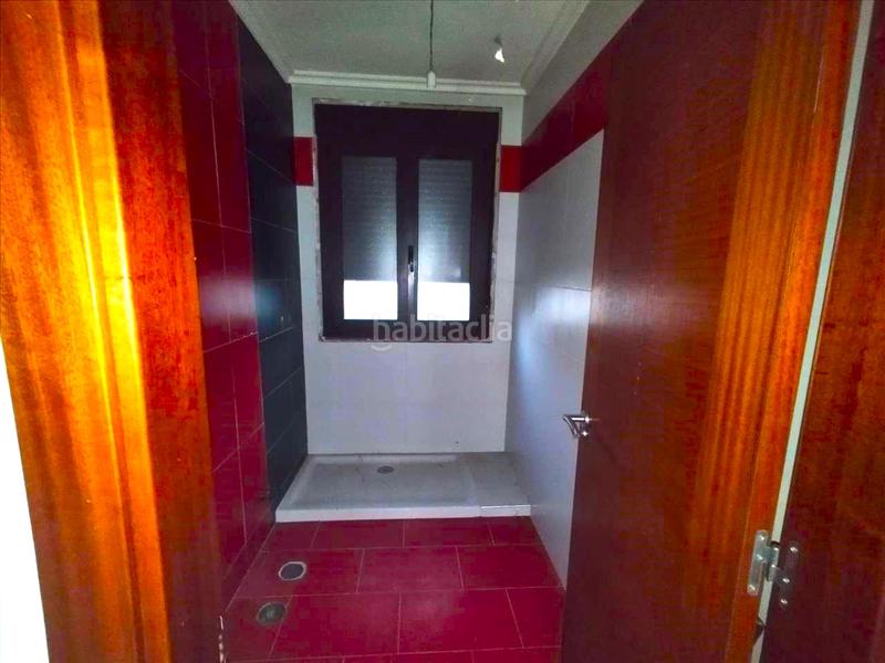 Foto ac8d0a0a-0f14-4cd8-905b-6cce80d54bf0. House with parking in Ponteareas