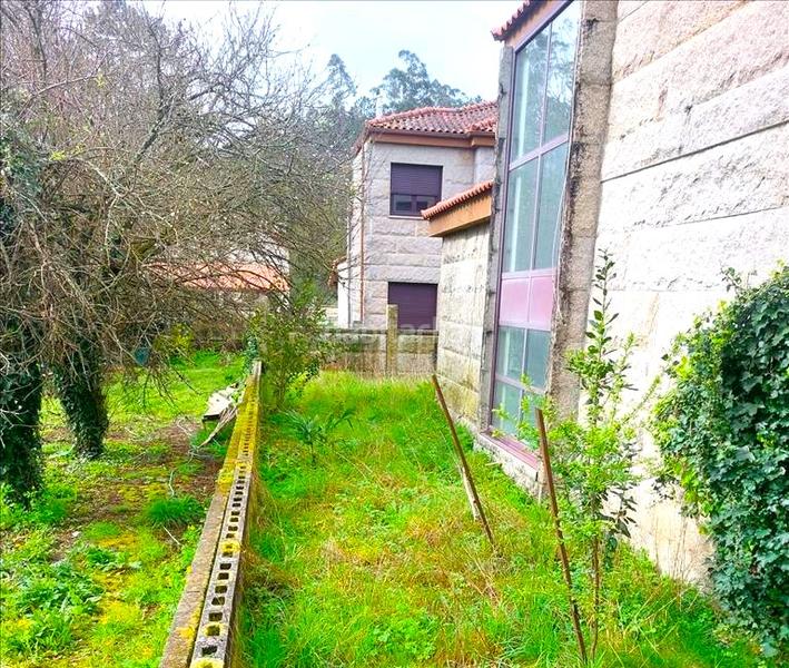 Foto 60a39e92-737d-4379-8da0-ffe426385540. Maison avec parking dans Ponteareas