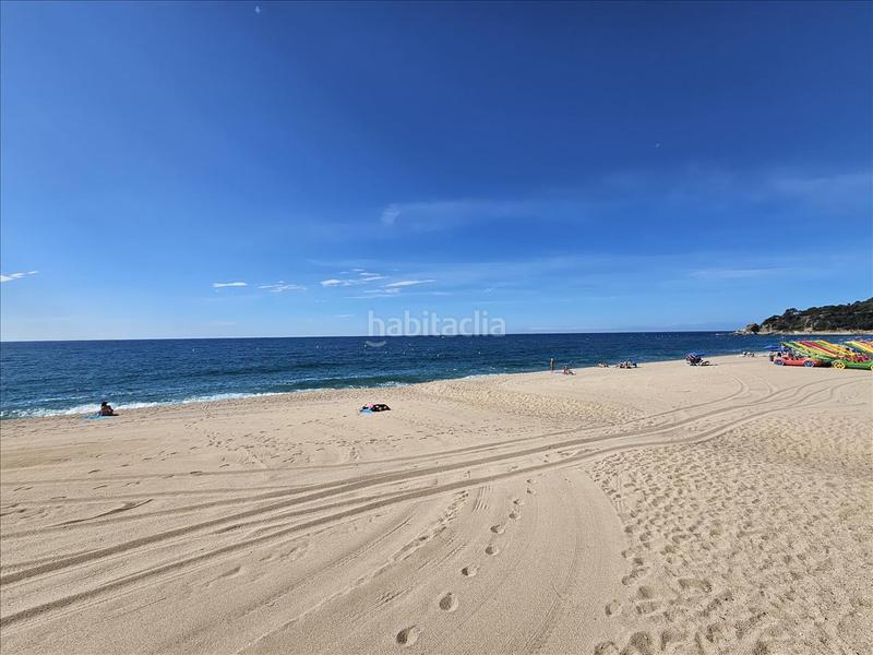 Foto 1f2f0092-7153-4e6e-944c-3e15349de527. Edifici a Centre Lloret de Mar