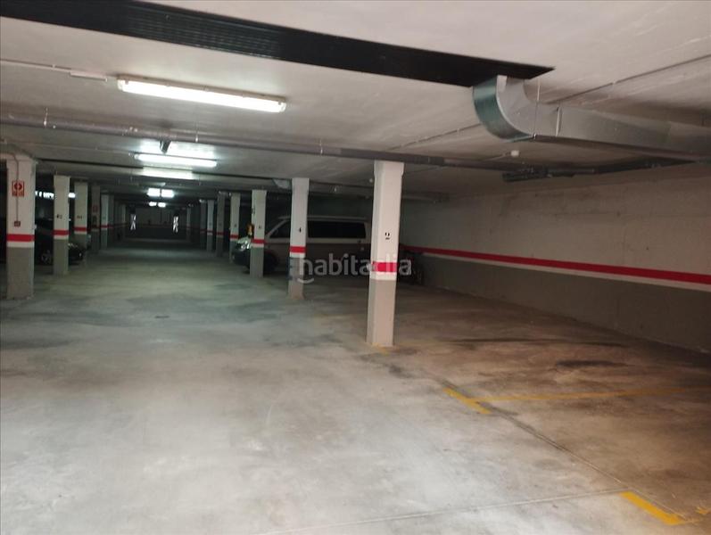 Foto d679067a-72f2-441c-9842-a15592492004. Parking voiture dans Sónsoles Ávila