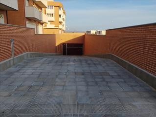 Parking voiture  Maceros