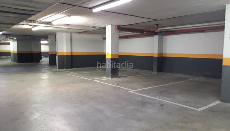 Foto 7ee8abde-cf89-409b-80b5-6b8dd368aba5. Autoparkplatz in Dehesa Vieja-Puente Cultural San Sebastián de los Reyes