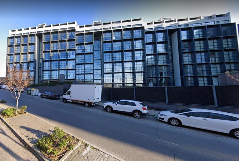 Foto 5316ba1a-6701-4b2a-acc9-1653adaf3d7e. Autoparkplatz in Polígono Industrial Sur San Sebastián de los Reyes