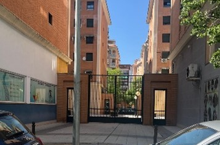 Parking voiture  Juventino  nieto