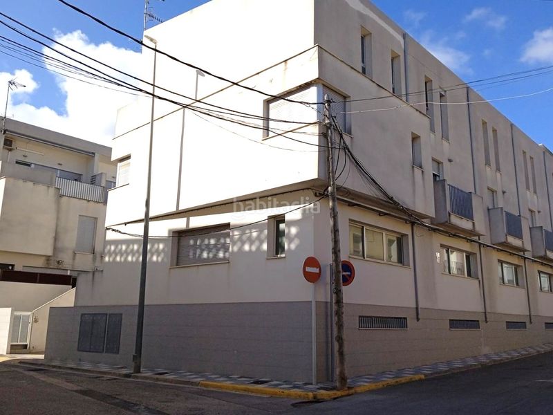 Foto 534af40a-a175-4f32-b241-48a8e0ffe960. Casa adossada amb aparcament piscina a Xeraco