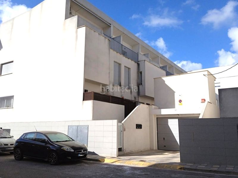 Foto dab9df16-8a75-423c-a25e-1bd057fae211. Casa adossada amb aparcament piscina a Xeraco