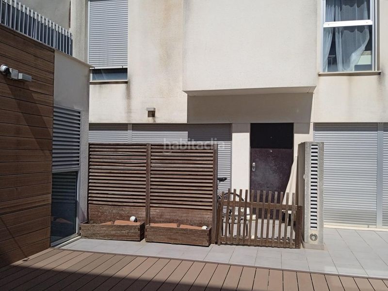 Foto ea7ea58a-09b4-483d-a4b3-994919d6f145. Casa adossada amb aparcament piscina a Xeraco