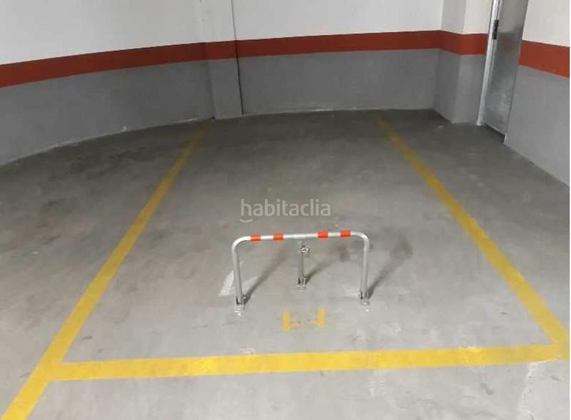 Foto 2a961e20-ddea-4fa4-89e9-4c89fe481250. Aparcament cotxe a Meaño