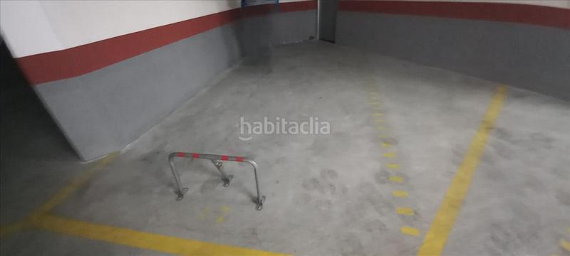 Foto 4fa36b3d-9cf7-4ba0-a035-60c132977066. Aparcament cotxe a Meaño