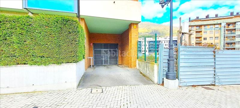 Foto db89fc2b-c6d1-423f-804f-291e24850f63. Posto auto in Ciudad Naranco - Prados de La Fuente Oviedo