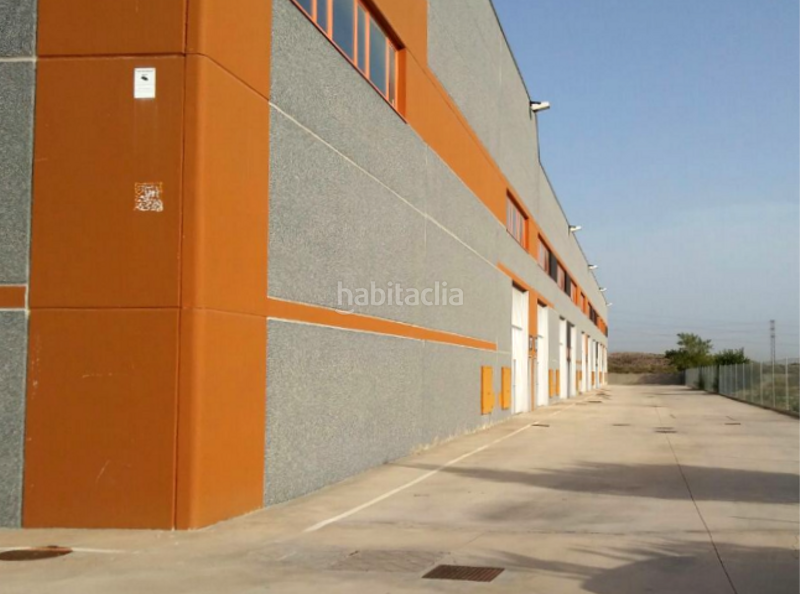 Foto 26b9d7c1-c5e3-4e28-baf0-b6d3f5488c71. Bâtiment à usage industriel dans Cartuja Baja Zaragoza