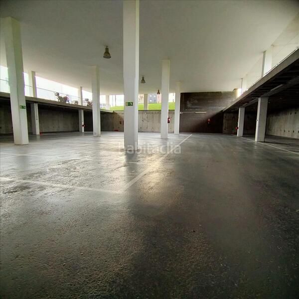 Foto 66026e86-d294-48e4-aaba-50b95e87514c. Aparcament cotxe a Erandio