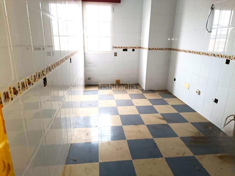 Foto 6a1ee1c4-4212-4565-bea2-b8690e6eb582. Appartamento con riscaldamento in Cuatro Vientos Ponferrada