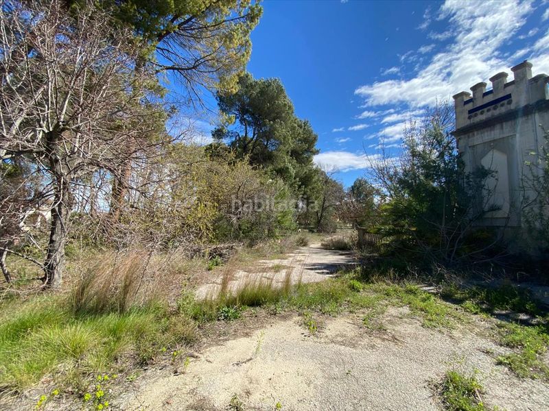 Foto fad6eba9-5d9c-49c0-aa38-1294ff4d5e4c. Edifici a El Pilar Ontinyent
