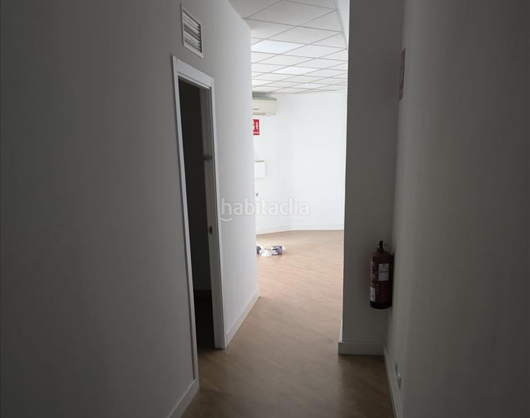 Foto 5fd1b99c-64e3-42c7-b386-3c7336d8f3da. Locale commerciale in Villalba Estación Collado Villalba