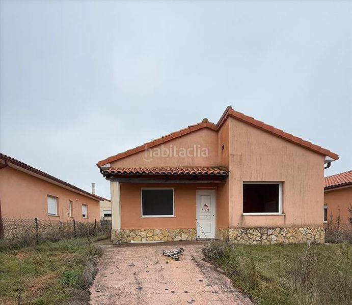 Foto f5fae3dc-430d-4527-bae9-e1d58e433e69. Casa a Valle de las Navas